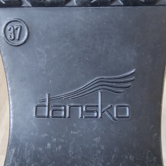 Size 37 (US 6.5) Dansko Professional Tooled Leather Clogs - Picture 7 of 7